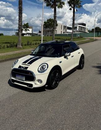 MINI COOPER 2.0 S 16V TURBO GASOLINA 4P AUTOMÁTICO